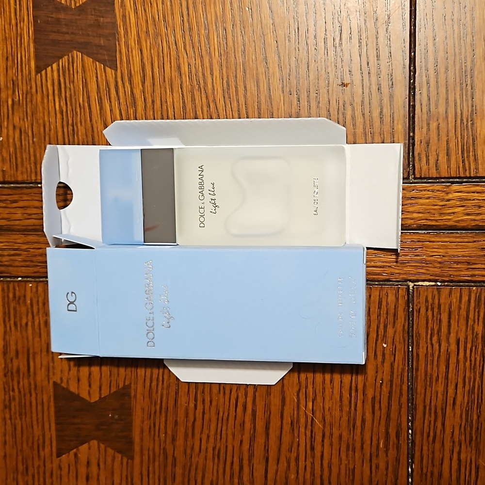 Dolce&Gabbana light blue perfume